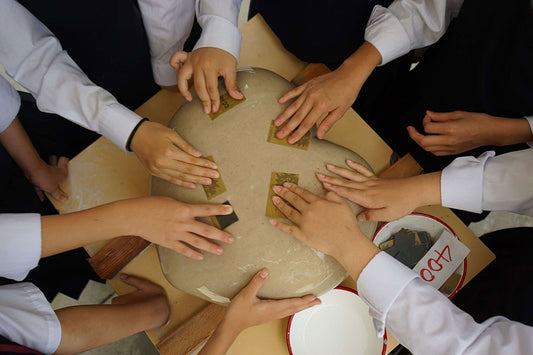 【8月10日(日)開催決定!】彫刻家・冨長敦也「Love Stone Project EXPO 2025」石磨きワークショップ参加者募集!