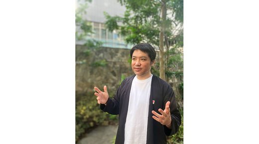 『まいどなニュース』に総合プロデューサーの鈴木が取材されました - Study：大阪関西国際芸術祭 2025｜大阪府・関西